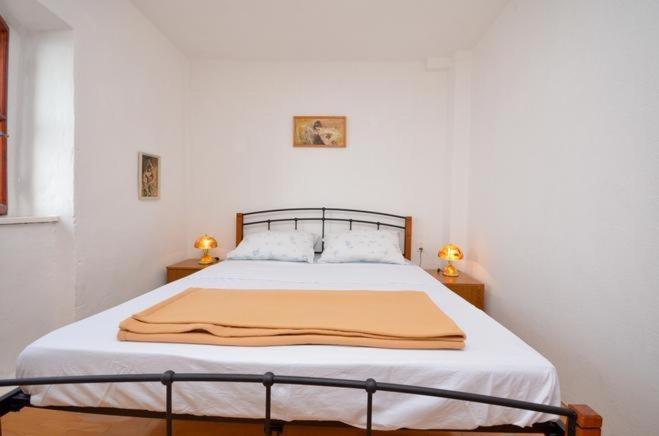 Apartments With A Parking Space Brela, Makarska - 11552 Ngoại thất bức ảnh