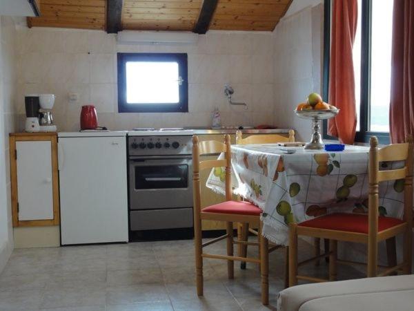 Apartments With A Parking Space Brela, Makarska - 11552 Ngoại thất bức ảnh