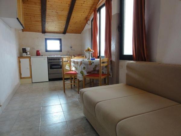 Apartments With A Parking Space Brela, Makarska - 11552 Phòng bức ảnh